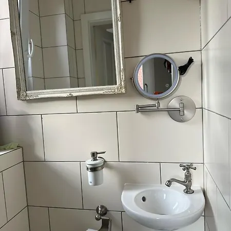 Διαμέρισμα Doppelbett Suite, Naehe Messe *