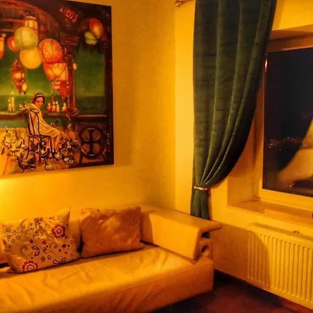 Doppelbett Suite, Naehe Messe *