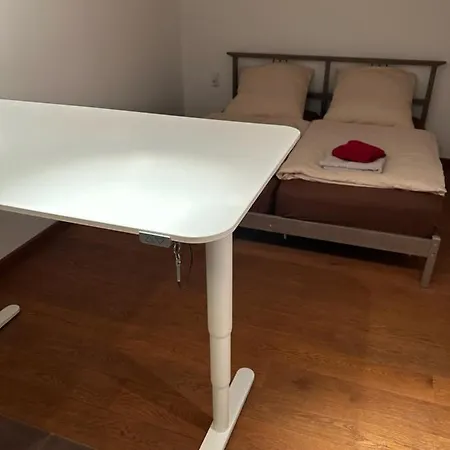 Apartment Doppelbett Suite, Naehe Messe Dusseldorf